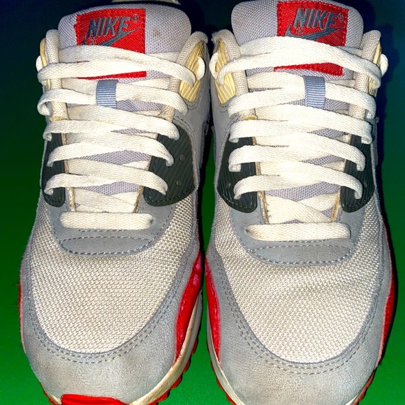 Nike air max 90, size 8.5, white, red, and grey mesh and suede. - Picture 5 of 5